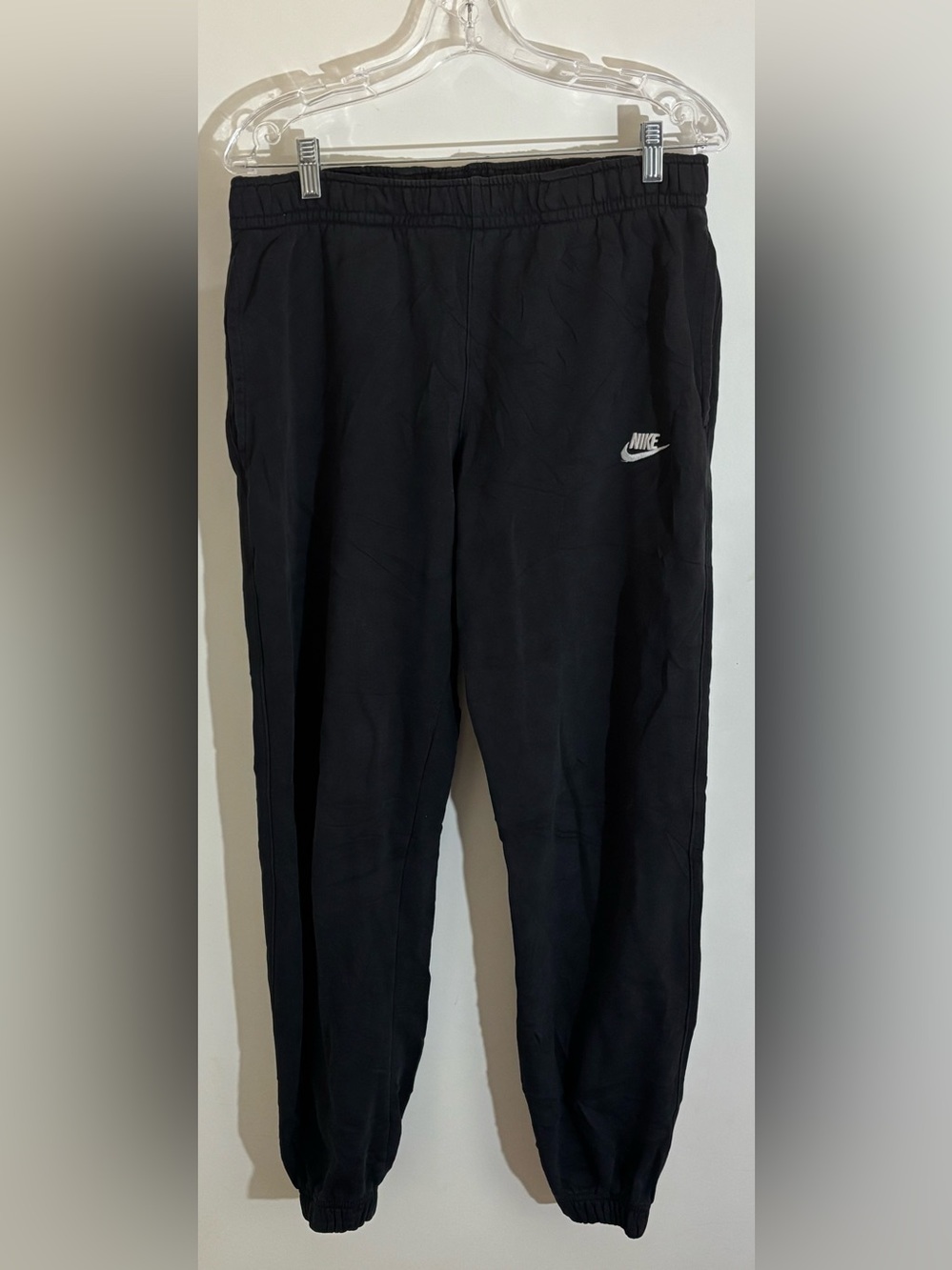 Nike Men’s Black Fleece Jogger Pants - Medium